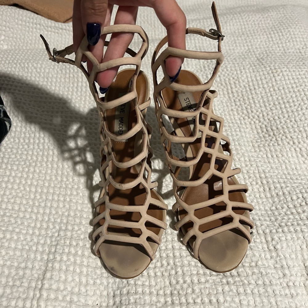 Steve Madden Nude Heels